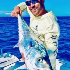 Performance Hoodies Reef & Reel Performance Fishing Men's Classic Logo Performance Hoodie